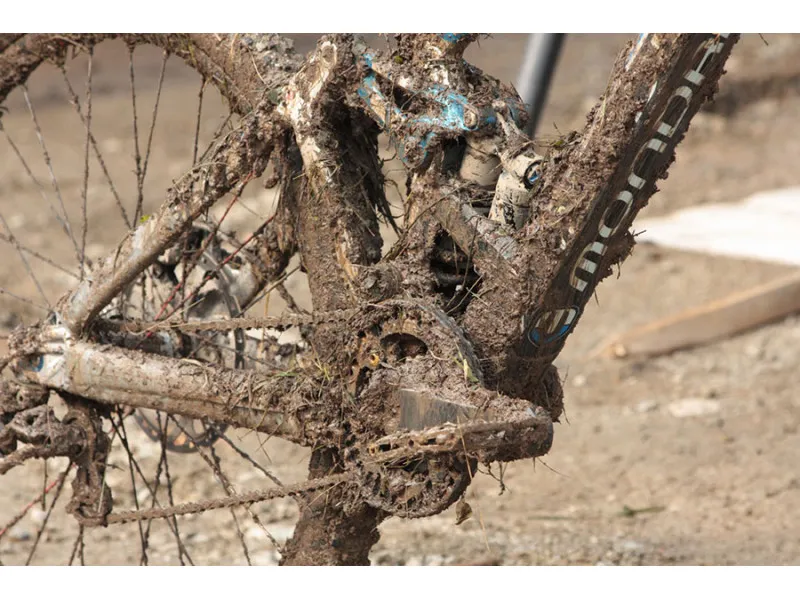 Kako očistiti bicikl od blata?